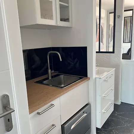 Au 69 Du Village Naturiste 阿格德